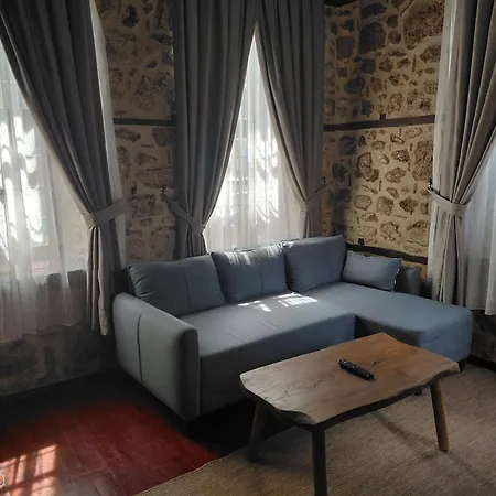 Mille Kaleici Hotel *
